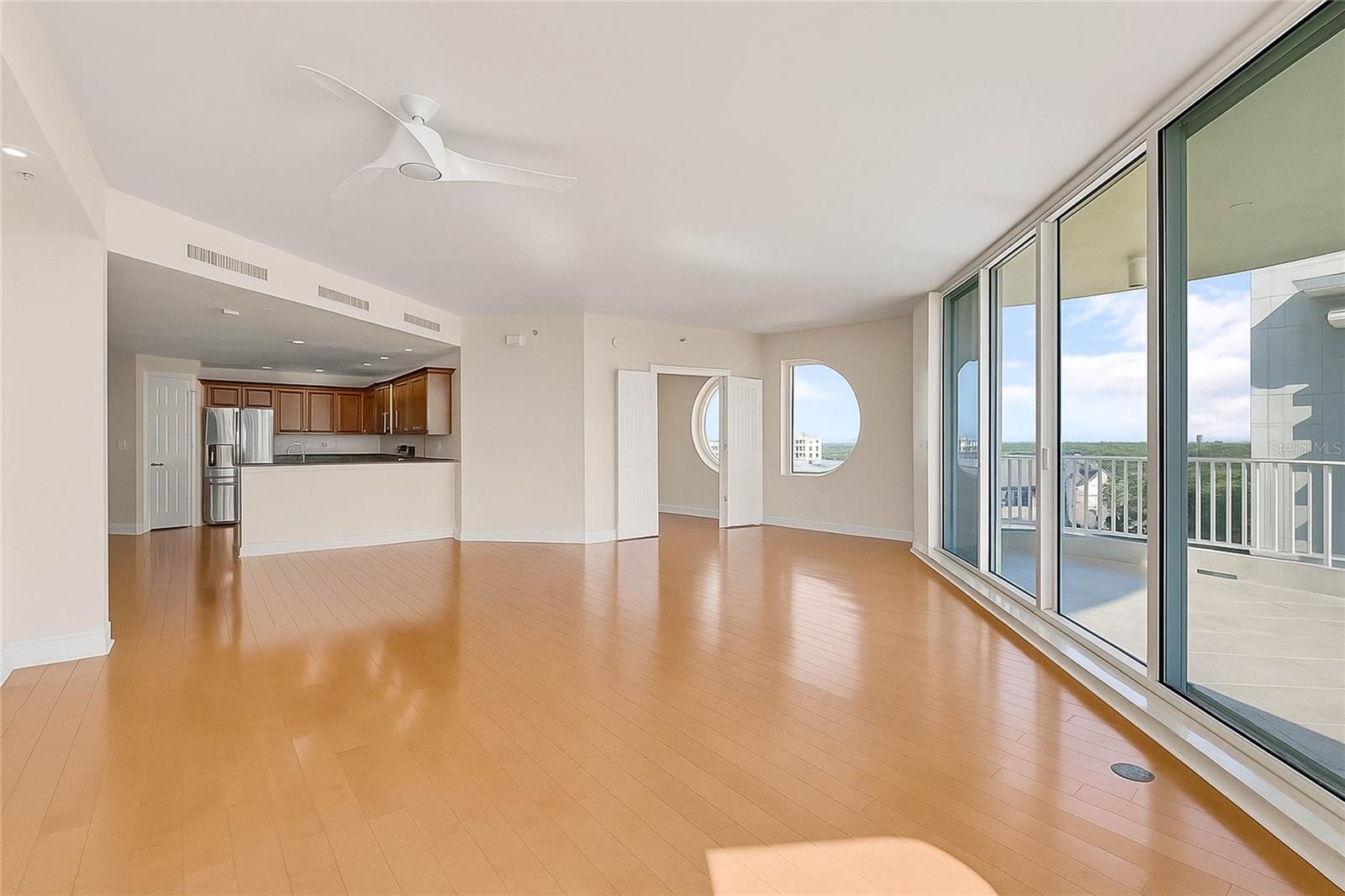 Image 10 of 51 For 1771 Ringling Boulevard 704