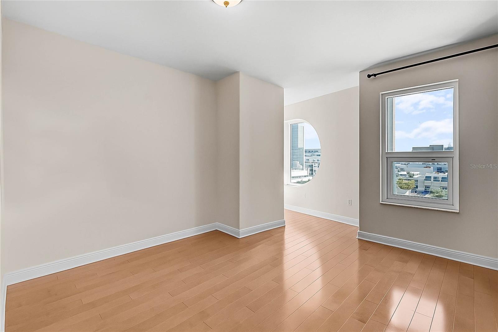 Image 17 of 51 For 1771 Ringling Boulevard 704