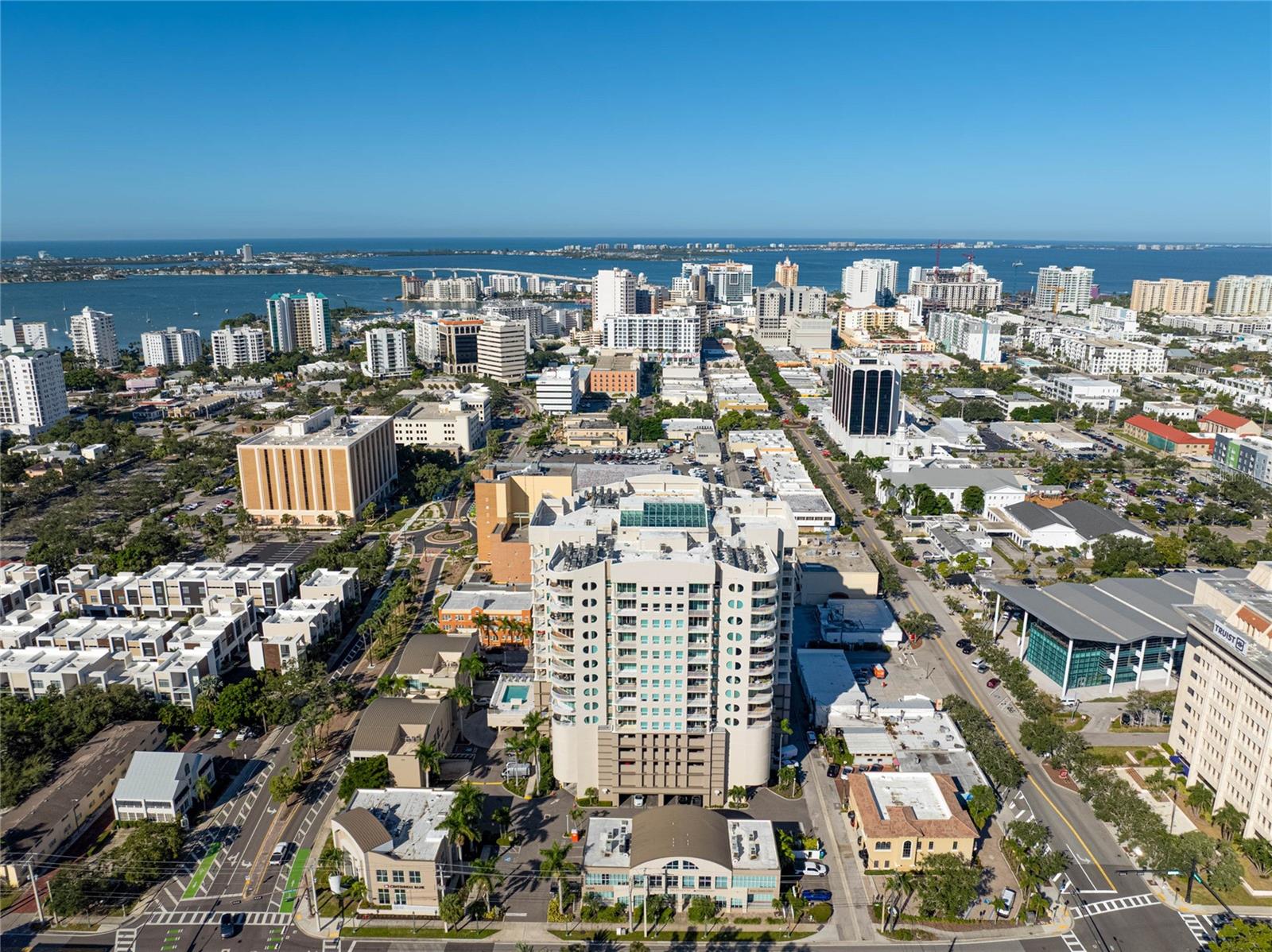 Image 2 of 51 For 1771 Ringling Boulevard 704