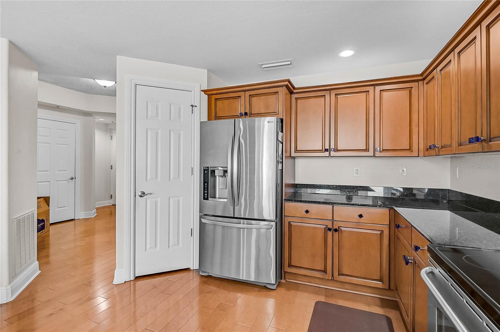 Image 24 of 51 For 1771 Ringling Boulevard 704