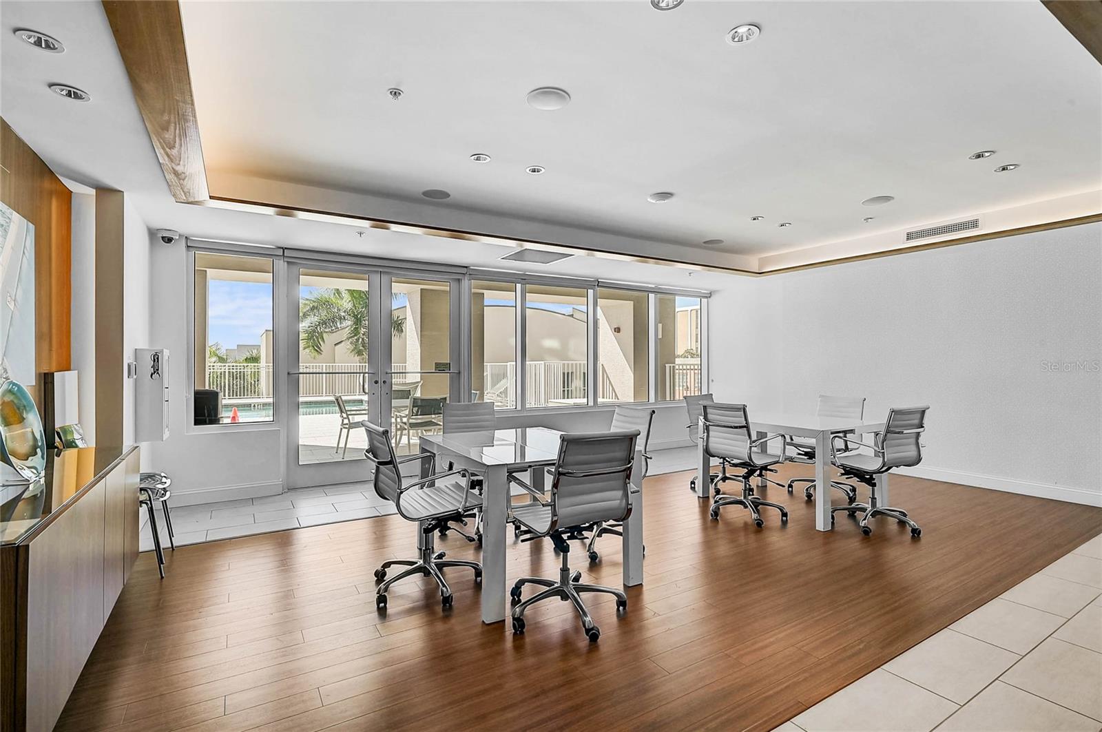 Image 32 of 51 For 1771 Ringling Boulevard 704