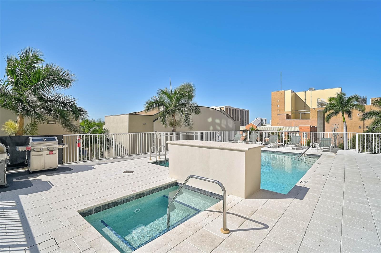 Image 35 of 51 For 1771 Ringling Boulevard 704