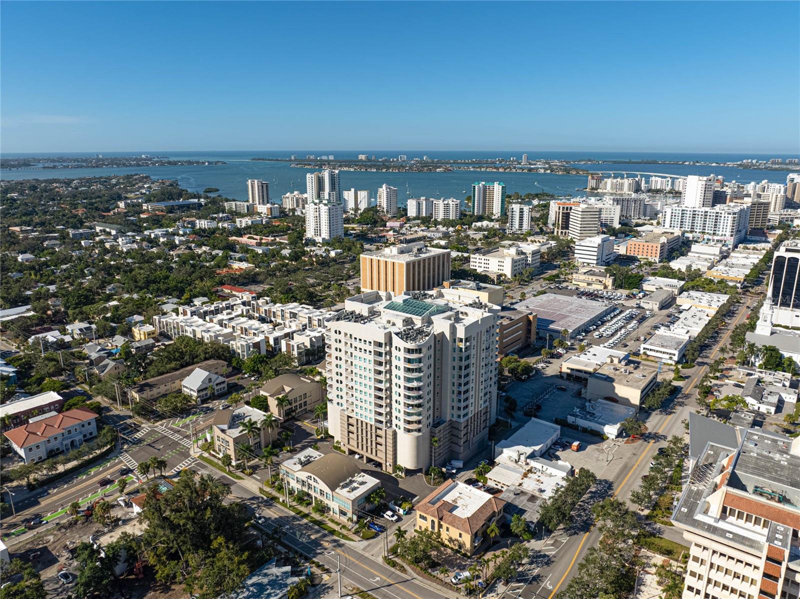 Image 42 of 51 For 1771 Ringling Boulevard 704