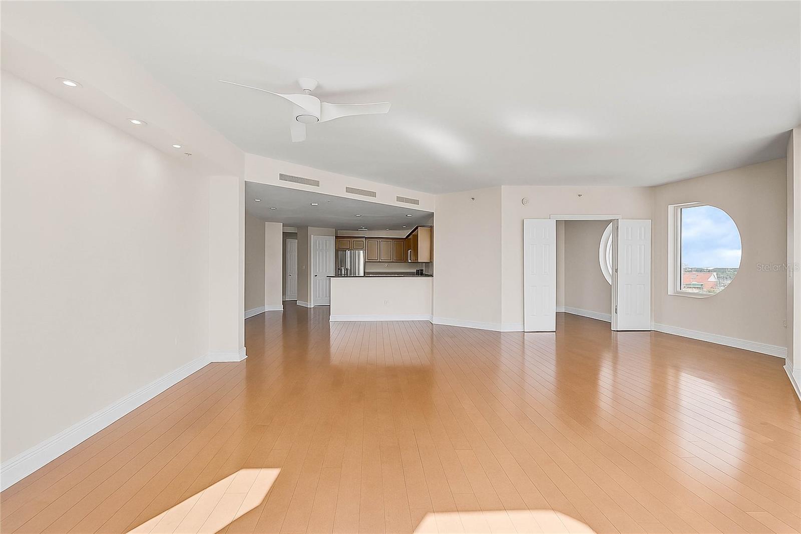 Image 7 of 51 For 1771 Ringling Boulevard 704