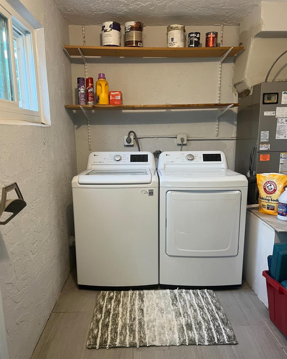 Image 13 of 13 For 2641 Woodgate Lane H1