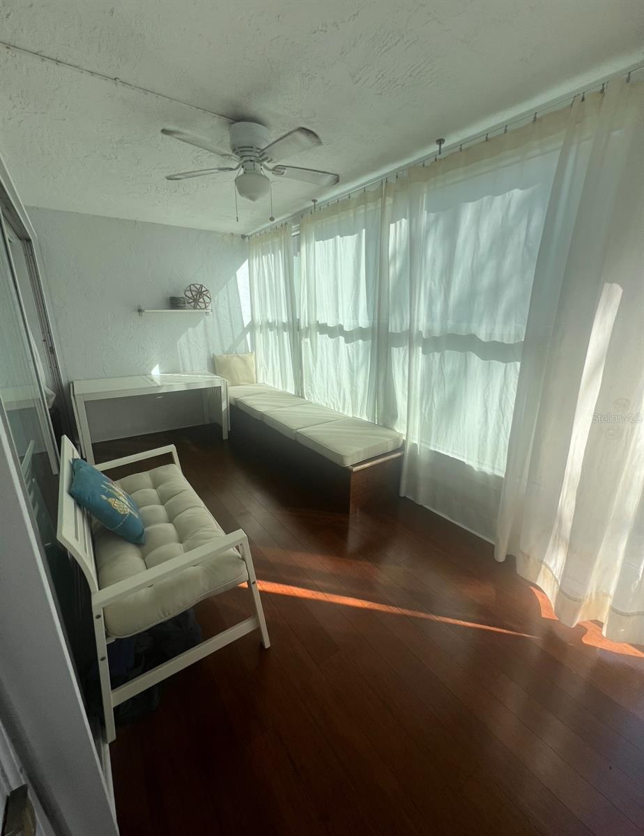 Image 5 of 7 For 2641 Woodgate Lane H1