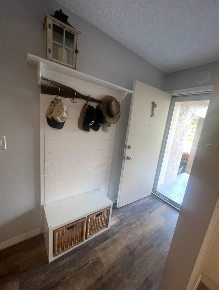 Image 9 of 12 For 2641 Woodgate Lane H1