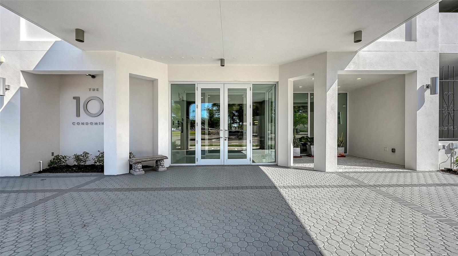 Image 5 of 38 For 101 Gulfstream Avenue 5g