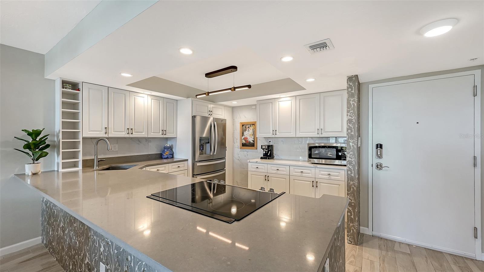 Image 8 of 38 For 101 Gulfstream Avenue 5g