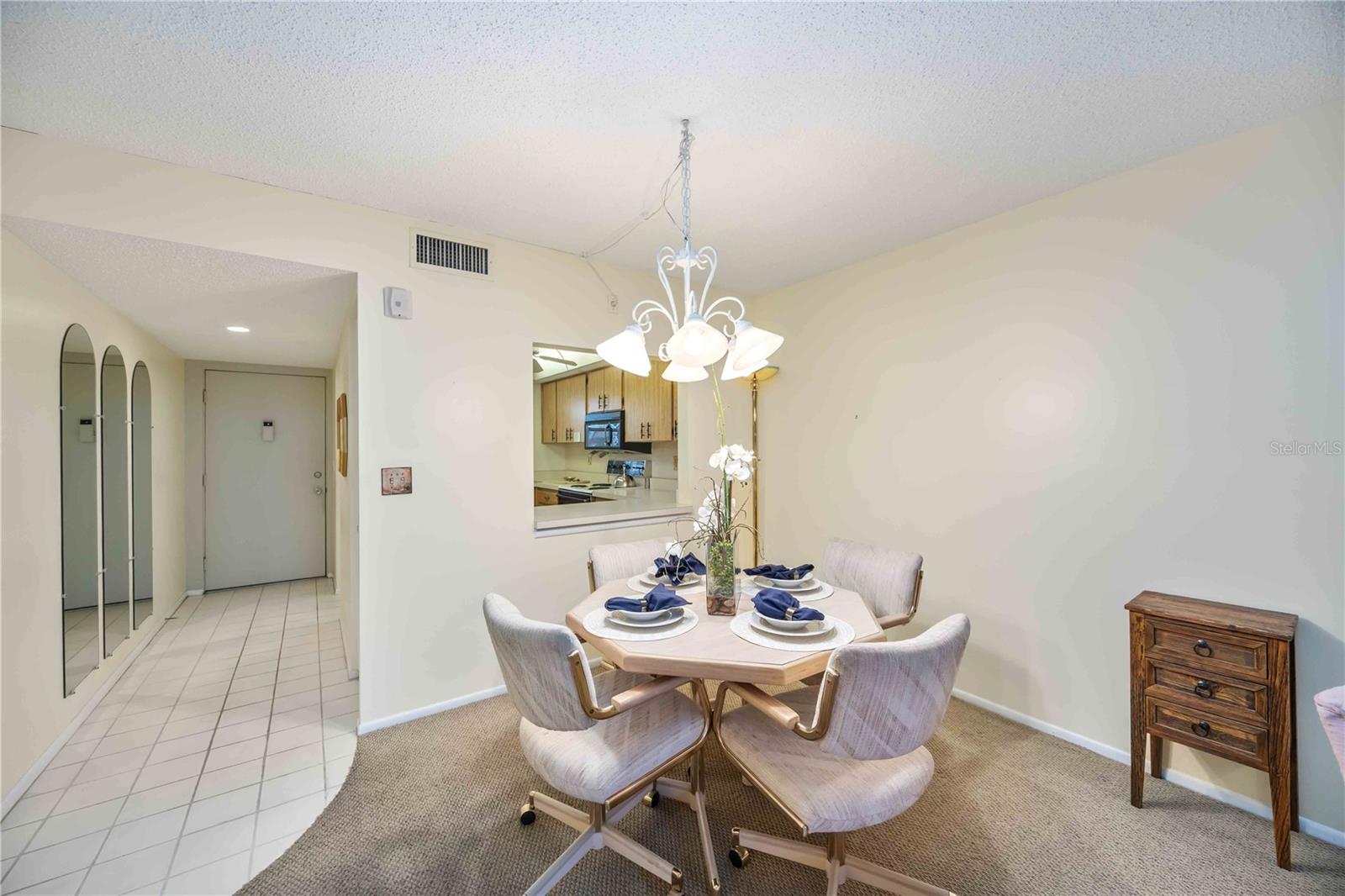 Image 10 of 28 For 2220 Stickney Point Road 524