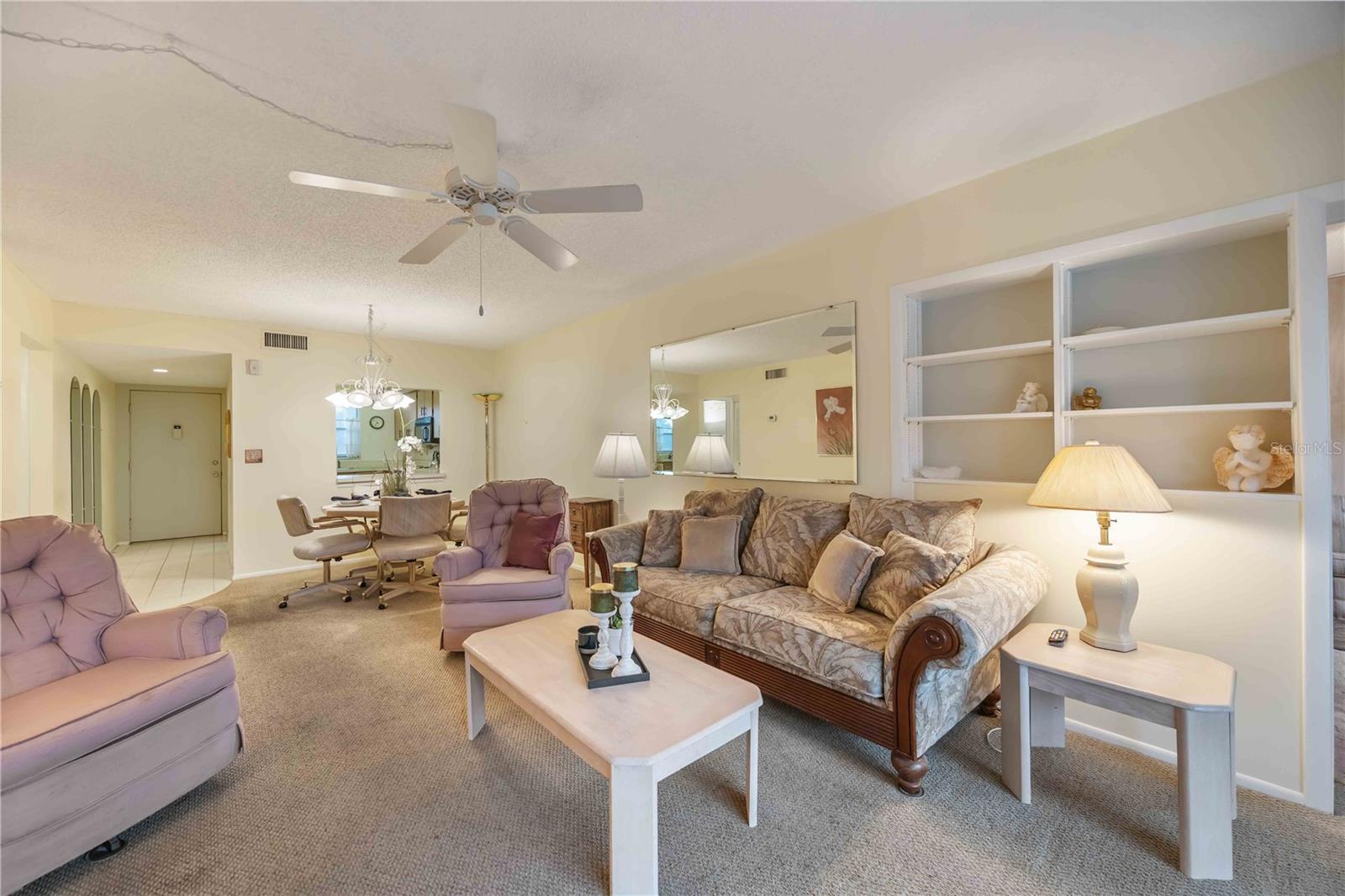 Image 11 of 28 For 2220 Stickney Point Road 524