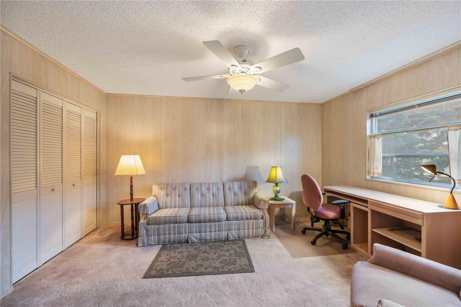 Image 23 of 28 For 2220 Stickney Point Road 524