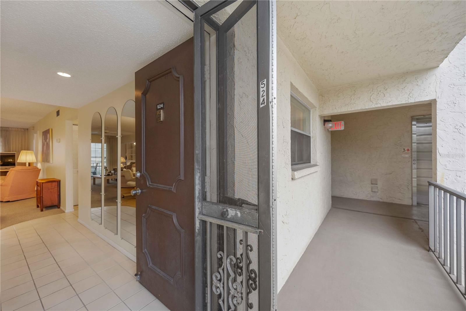 Image 4 of 28 For 2220 Stickney Point Road 524