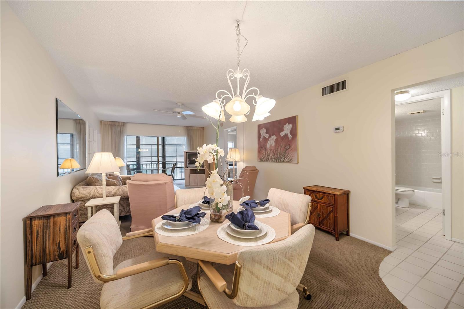 Image 9 of 28 For 2220 Stickney Point Road 524