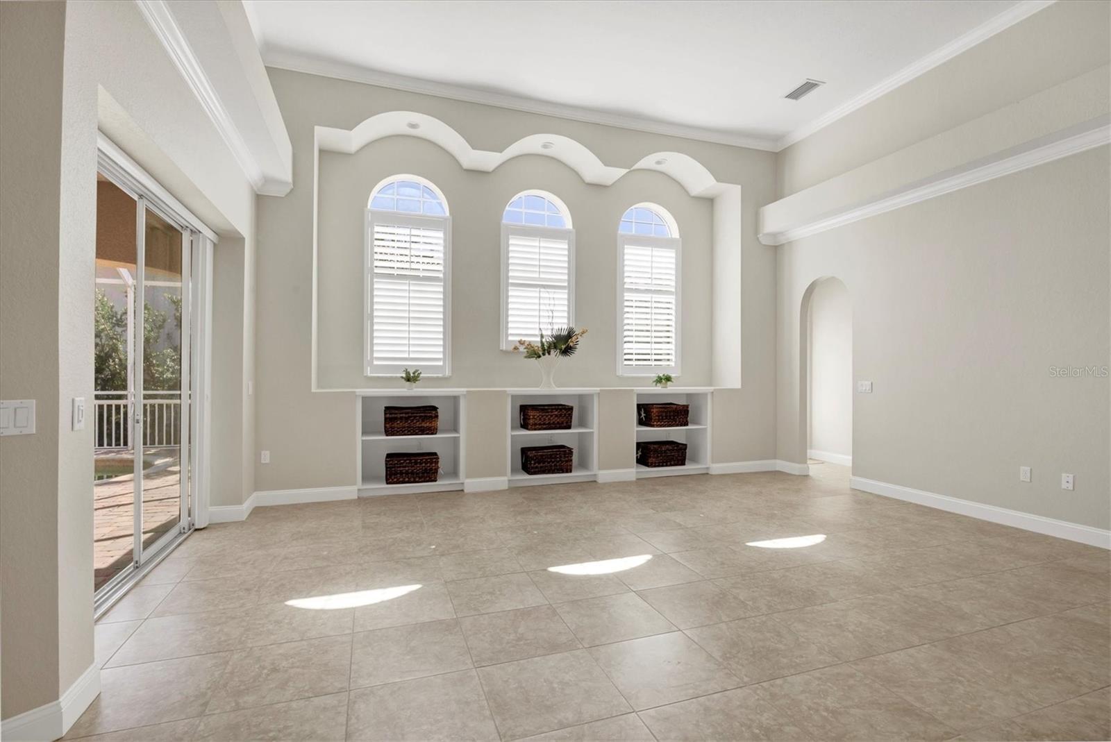 Image 17 of 44 For 12622 Safe Harbour Drive