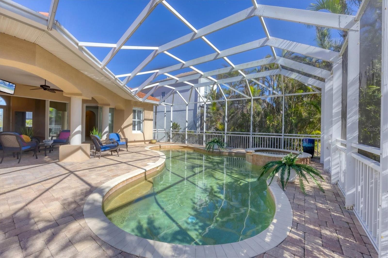 Image 19 of 44 For 12622 Safe Harbour Drive