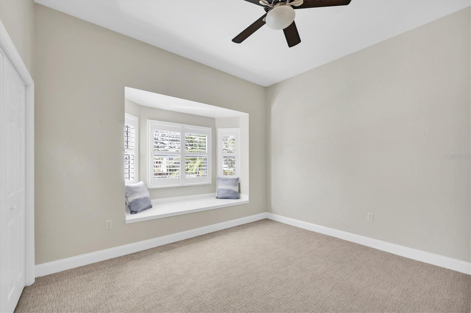 Image 25 of 44 For 12622 Safe Harbour Drive