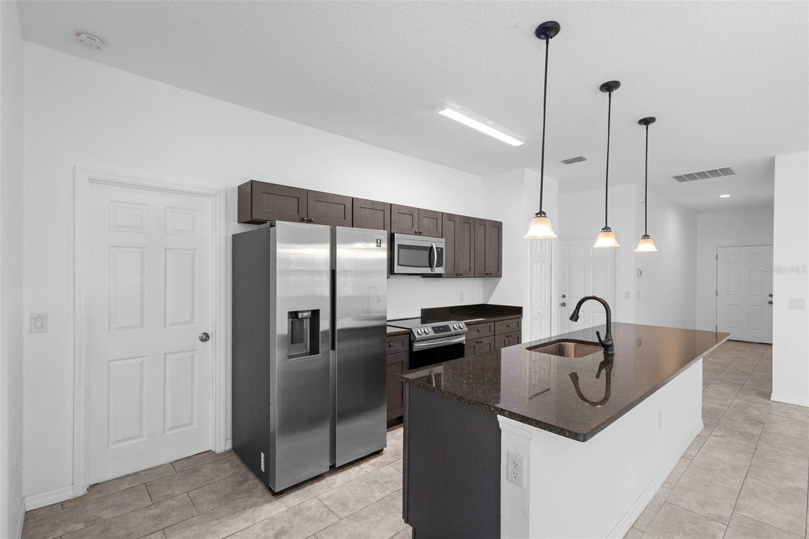 Image 14 of 35 For 1820 18th Street