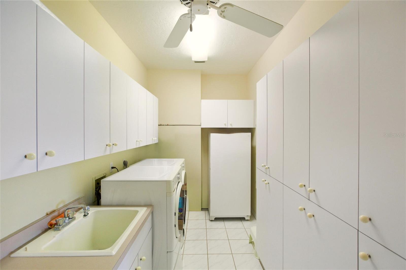 Image 18 of 55 For 4544 Longspur Lane