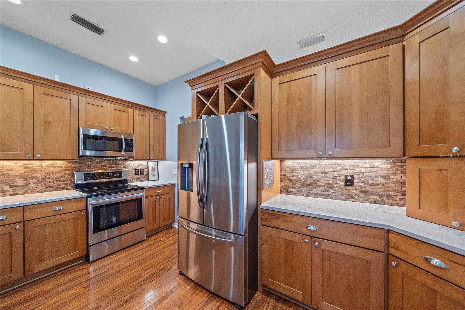 Image 21 of 64 For 4333 Presidential Avenue Circle E