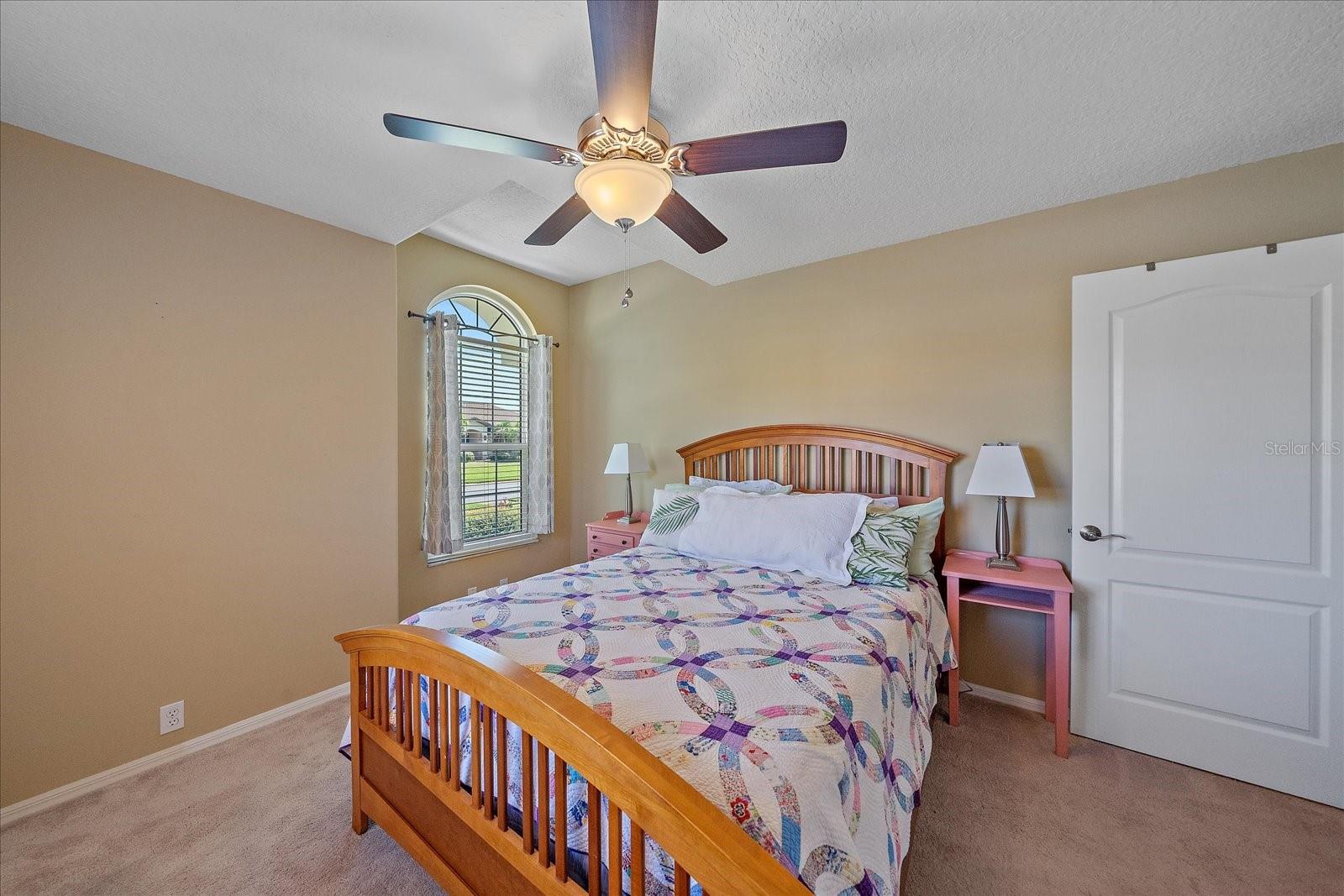 Image 36 of 64 For 4333 Presidential Avenue Circle E