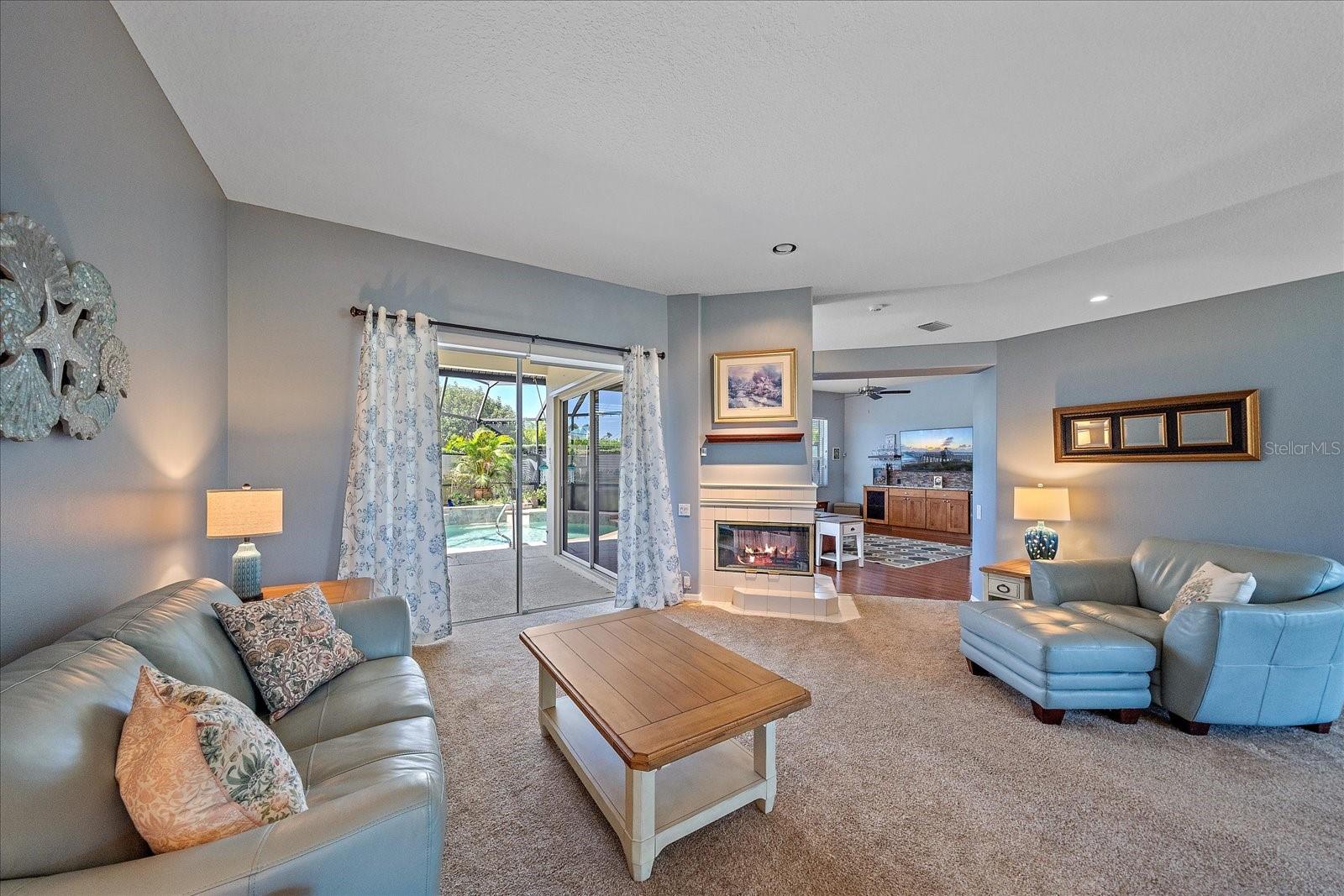 Image 9 of 64 For 4333 Presidential Avenue Circle E