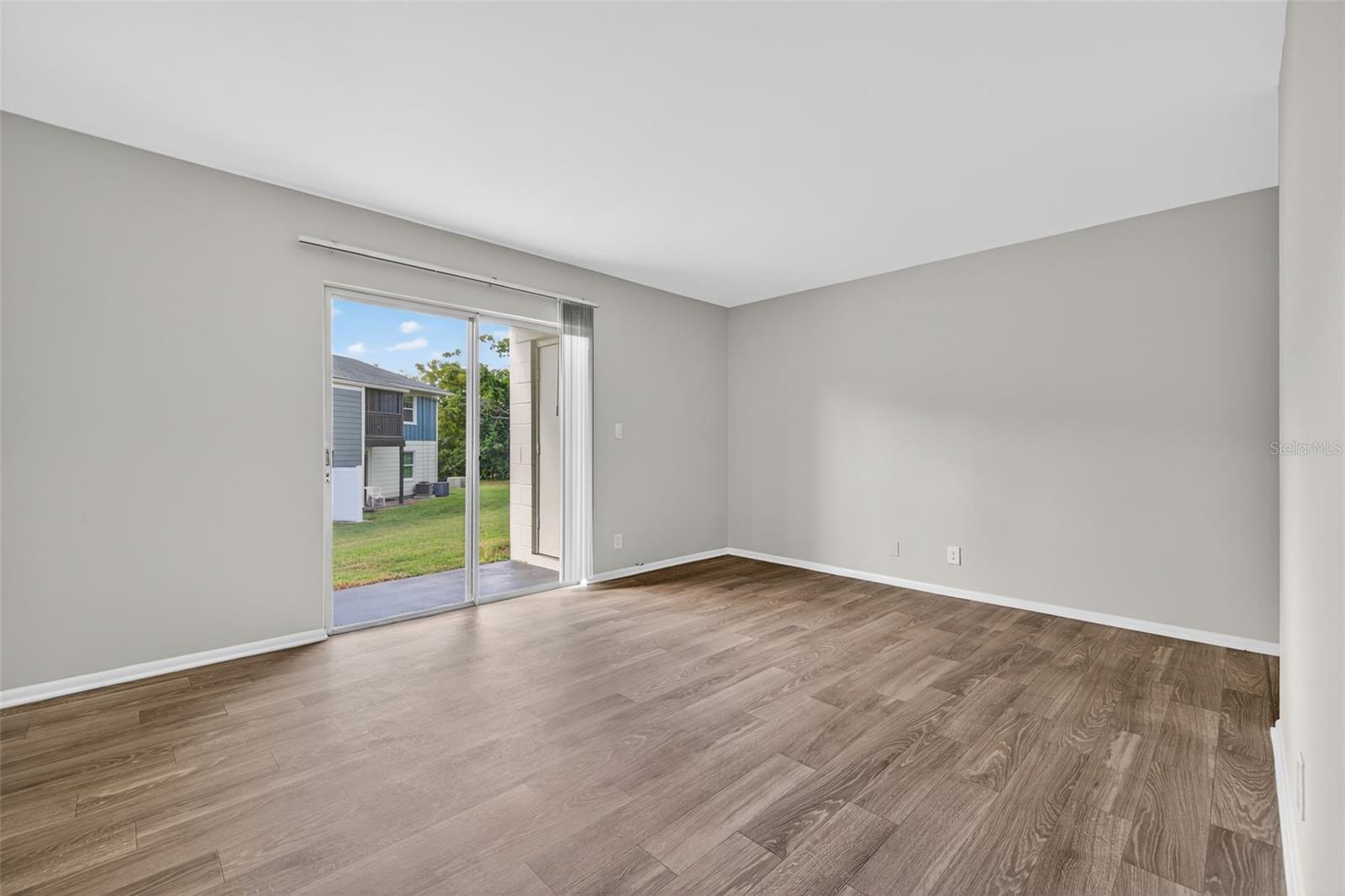 Image 6 of 32 For 612 Bass Court 1124-a