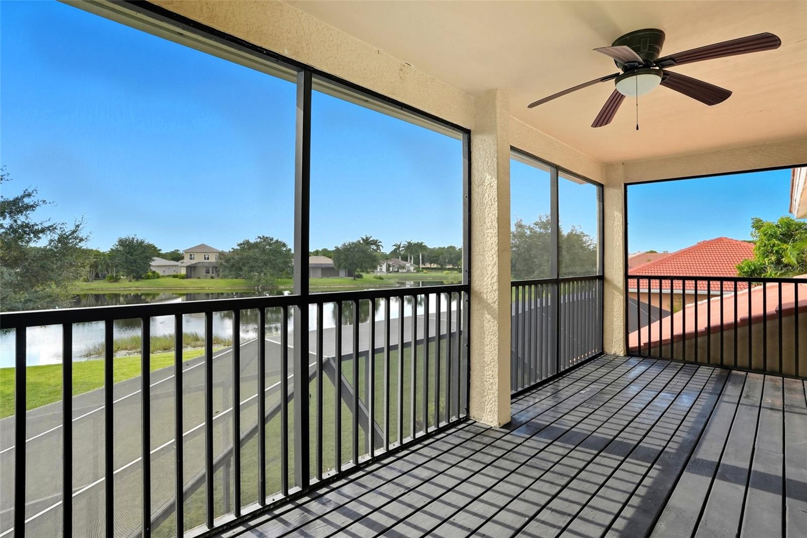 Listing photo id 35 for 4577 Fairloop Run