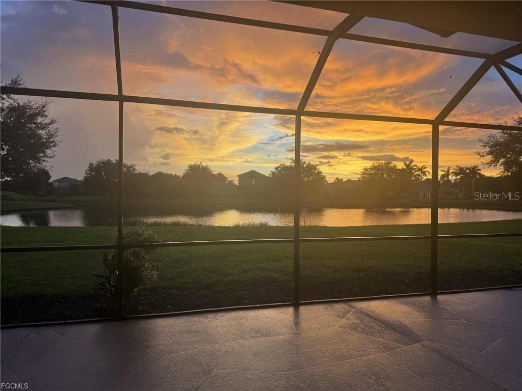 Listing photo id 45 for 4577 Fairloop Run