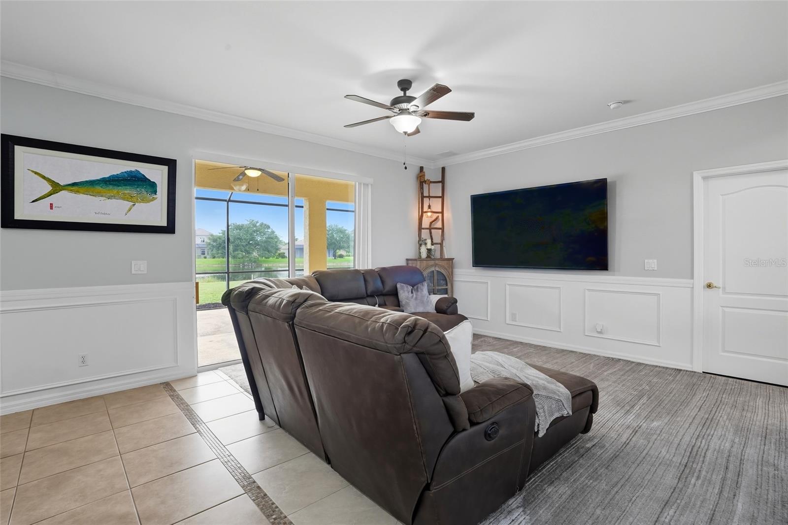 Listing photo id 6 for 4577 Fairloop Run