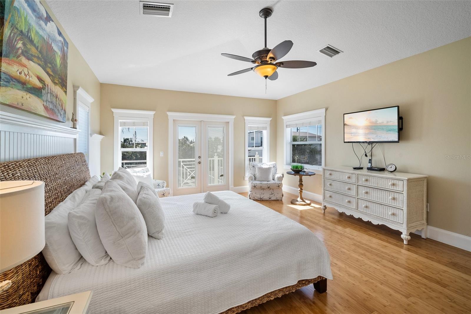 Image 37 of 53 For 204 66th Street