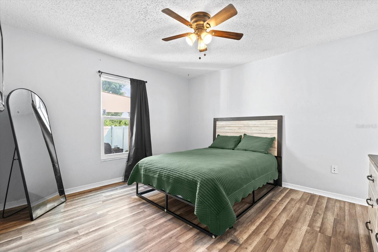 Image 17 of 33 For 5004 3rd Avenue W