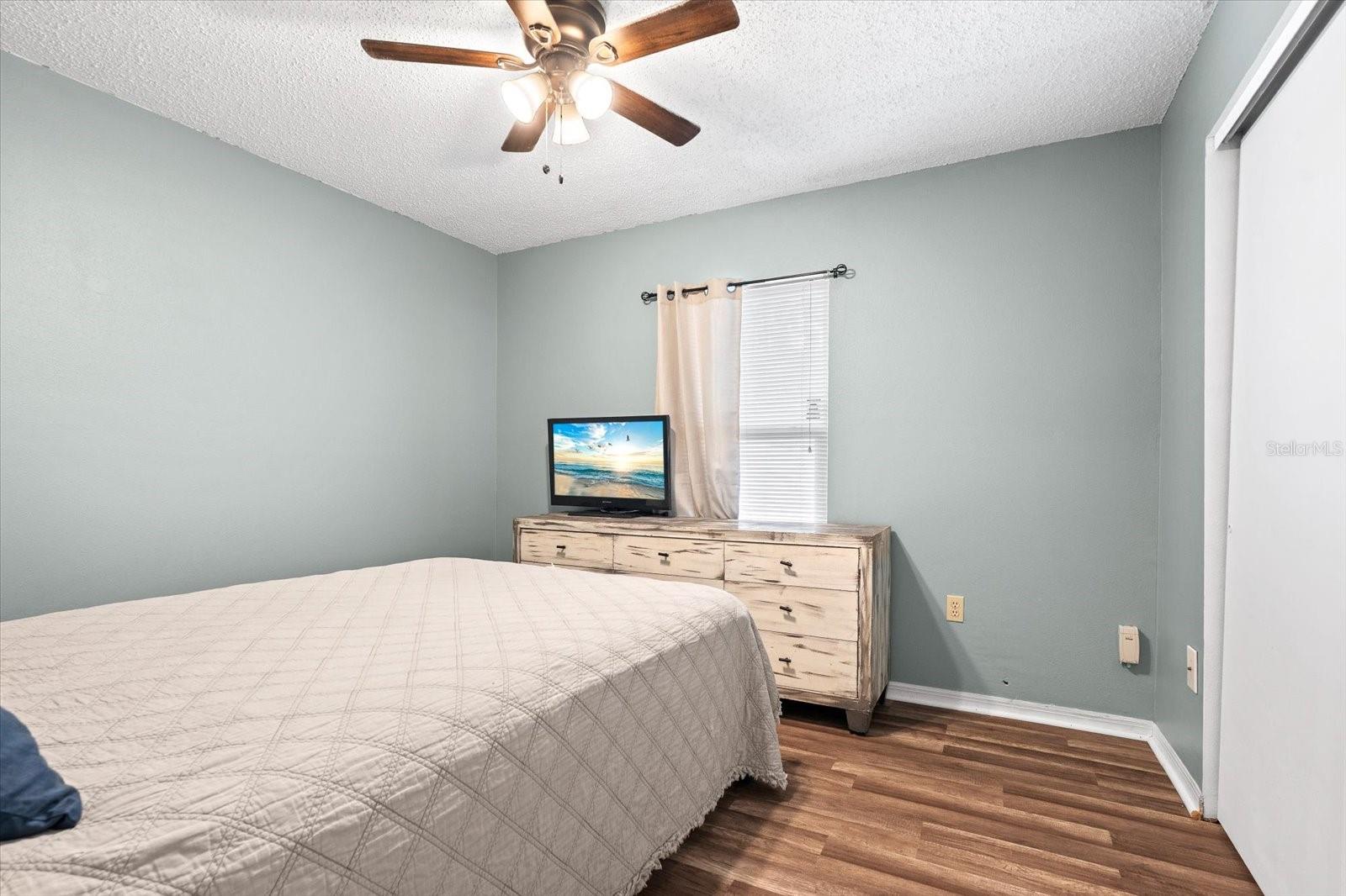 Image 23 of 33 For 5004 3rd Avenue W