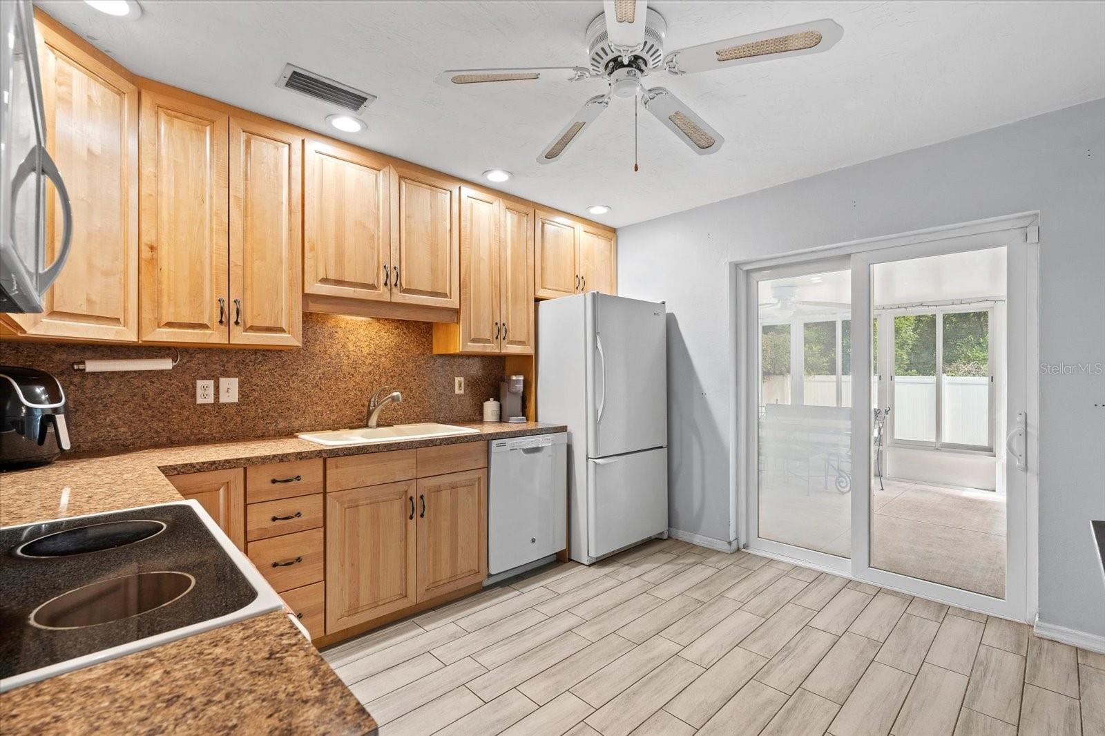 Image 6 of 33 For 5004 3rd Avenue W