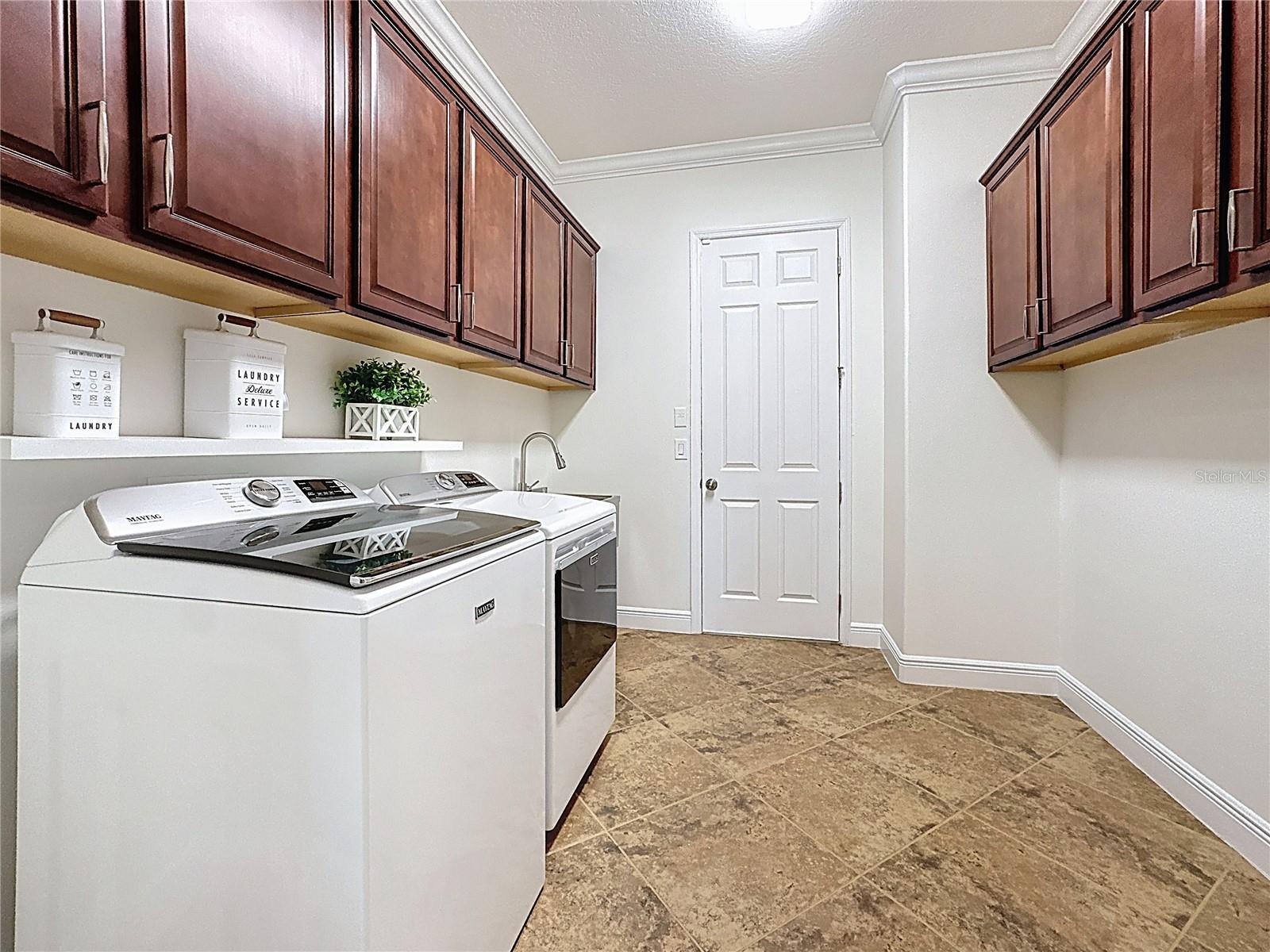 Image 42 of 65 For 16810 1st Avenue E