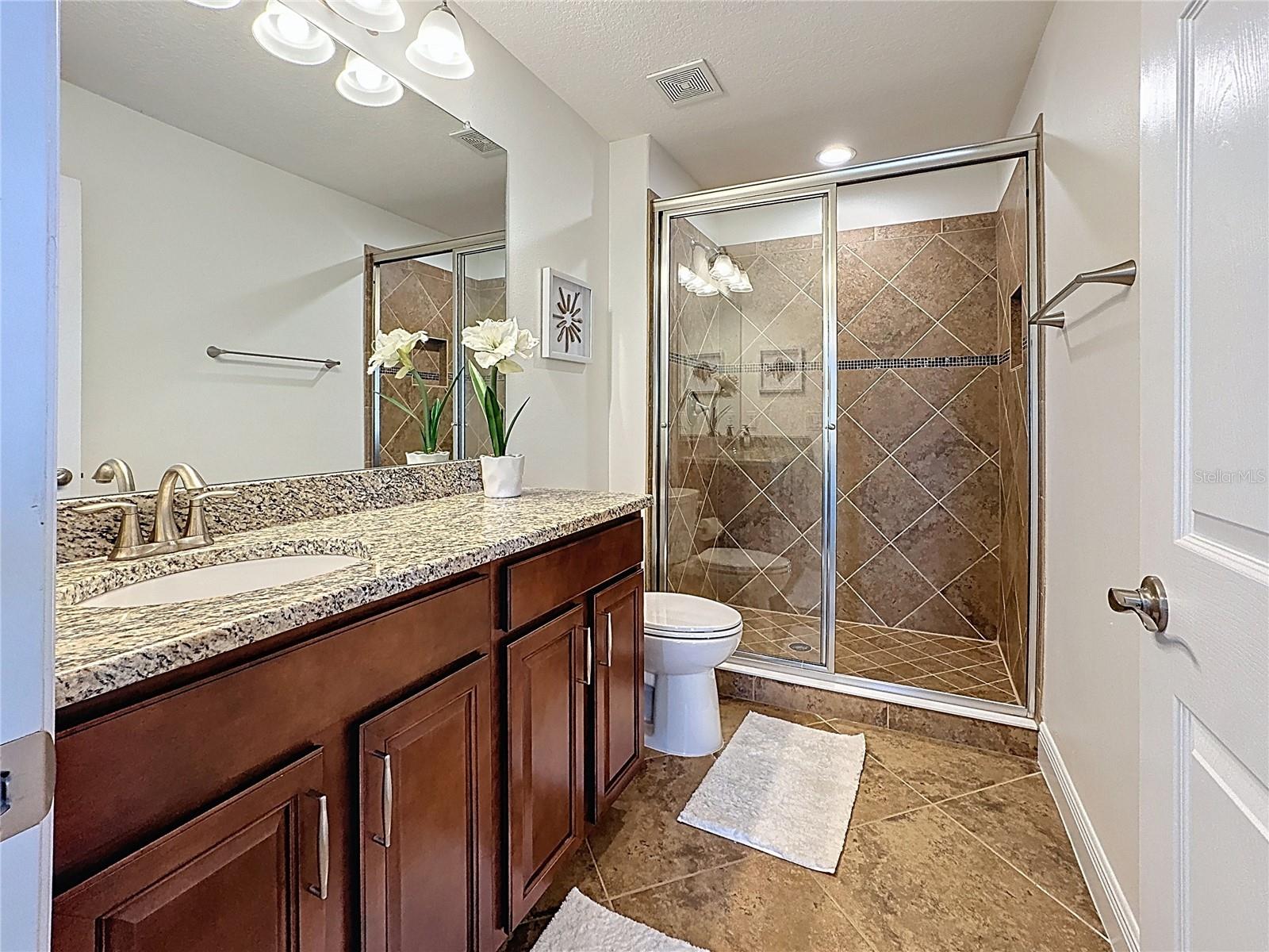 Image 45 of 65 For 16810 1st Avenue E