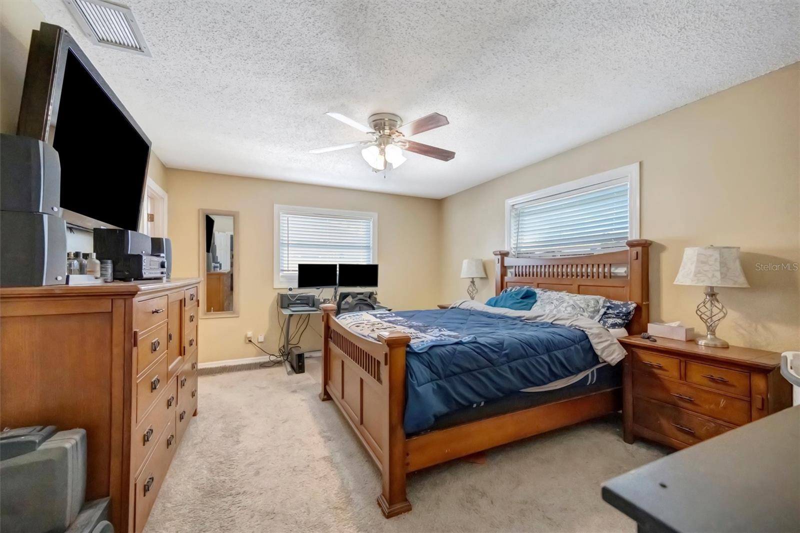 Image 15 of 38 For 407 61st Street Nw