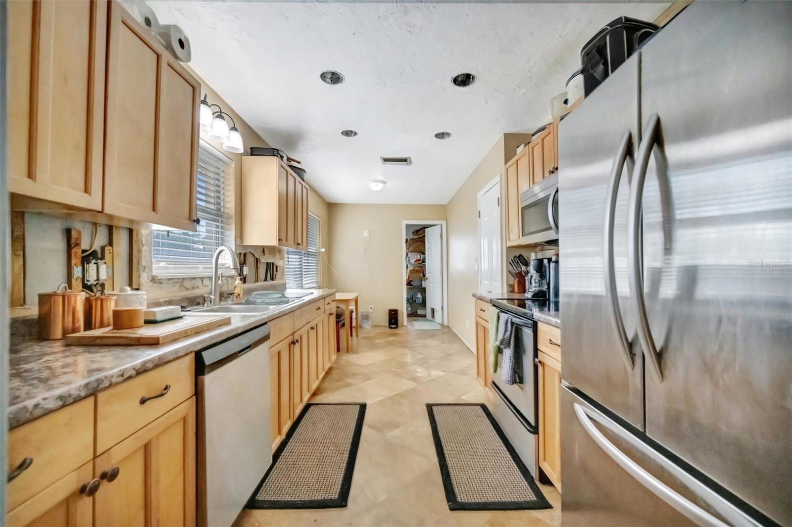 Image 19 of 38 For 407 61st Street Nw