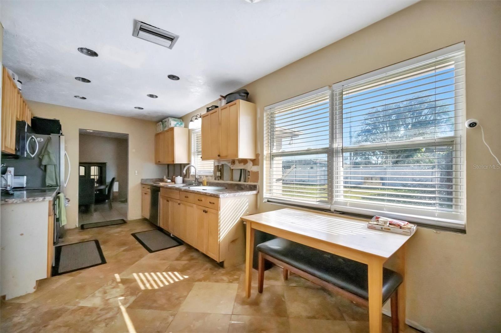 Image 22 of 38 For 407 61st Street Nw