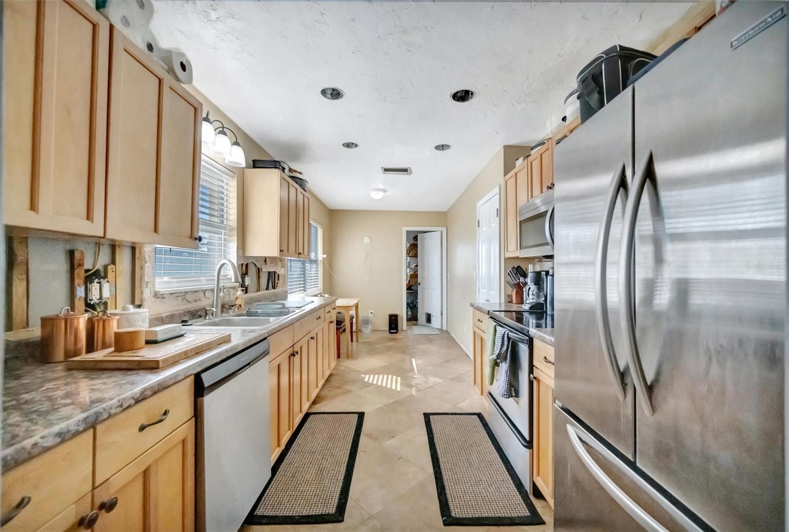 Image 24 of 38 For 407 61st Street Nw