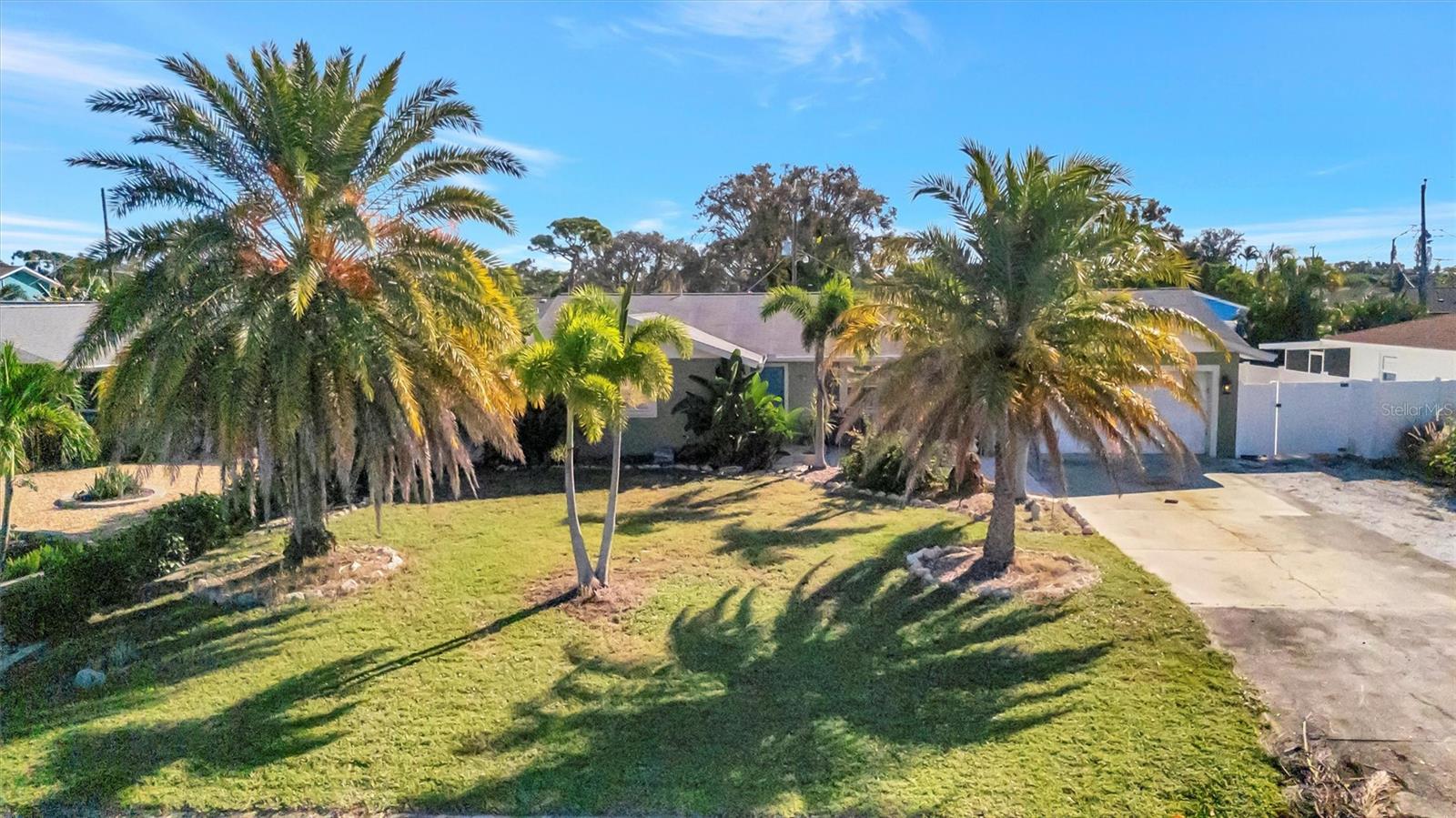 Image 9 of 38 For 407 61st Street Nw