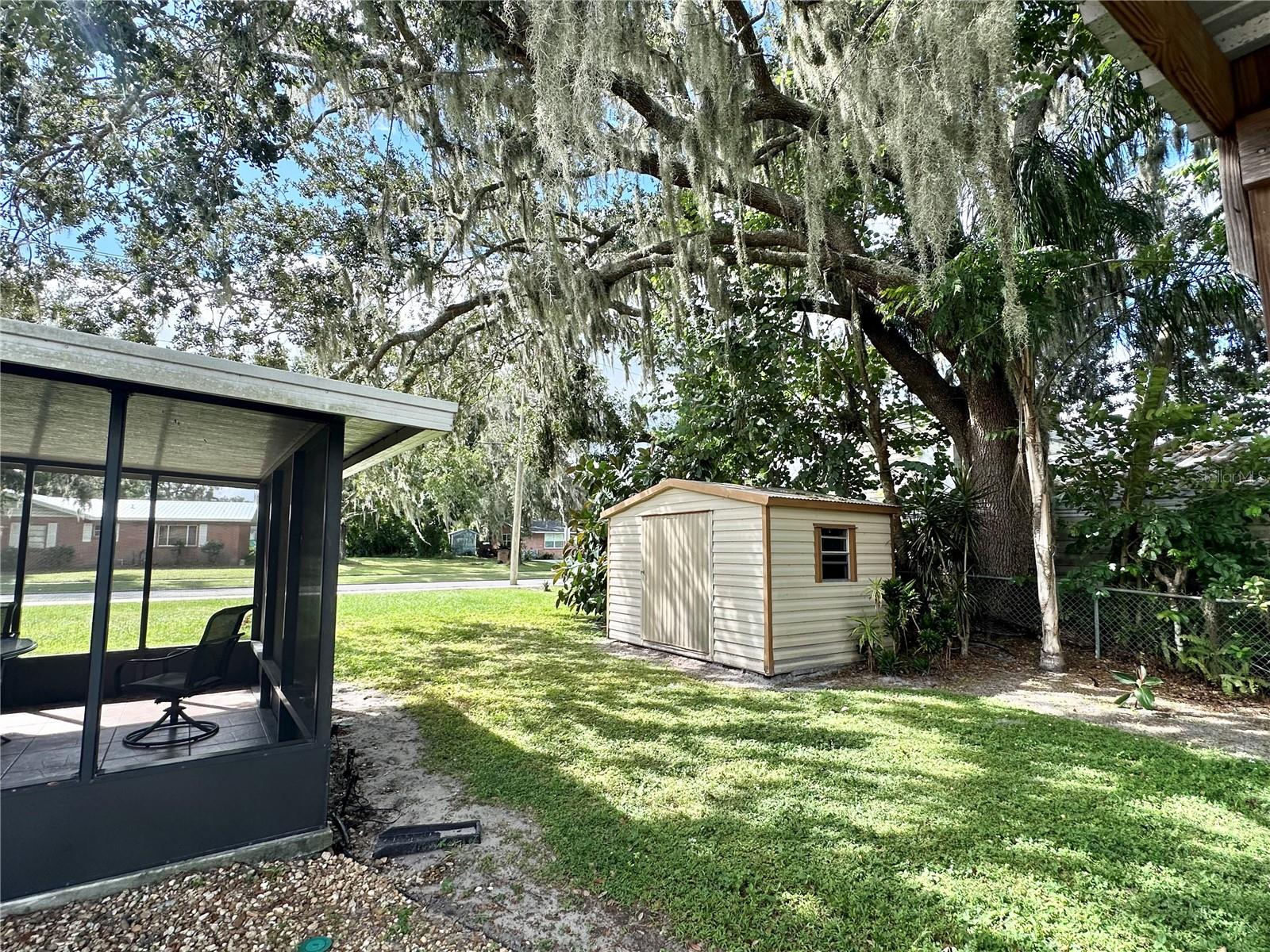 Image 27 of 35 For 210 11th Avenue