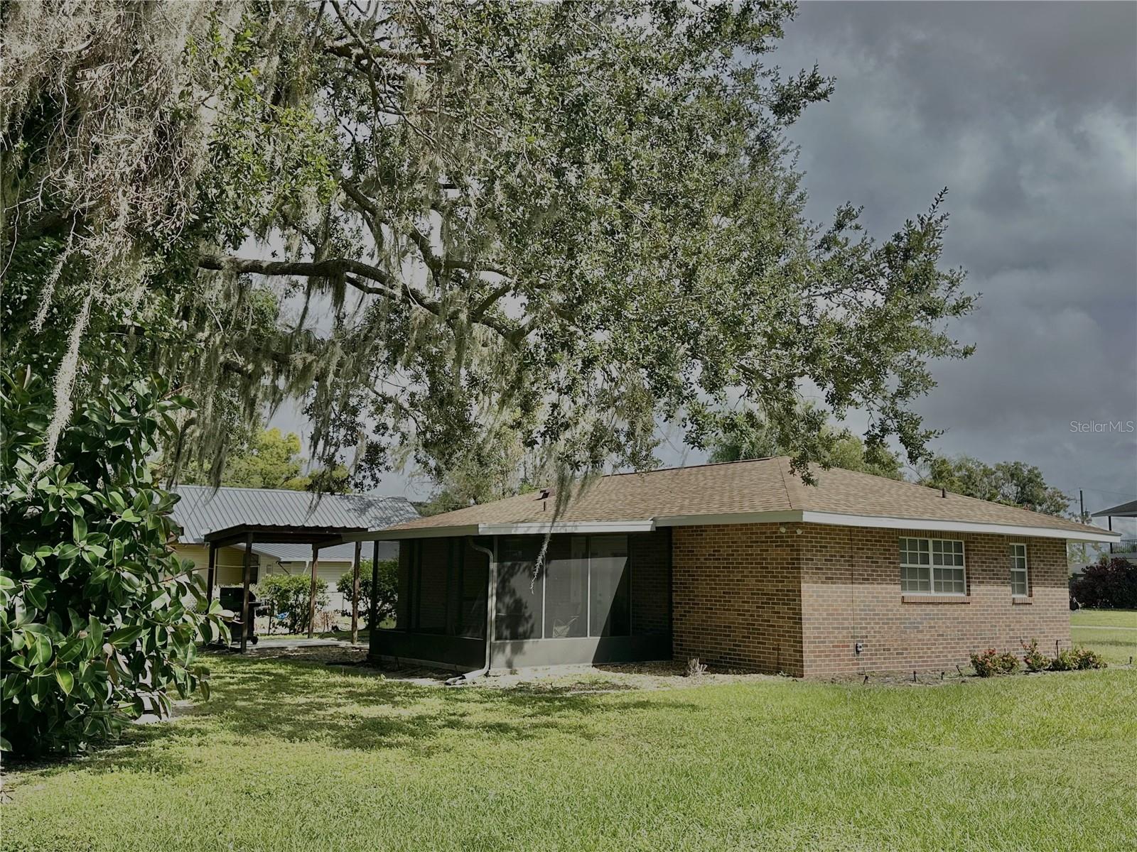 Image 5 of 35 For 210 11th Avenue