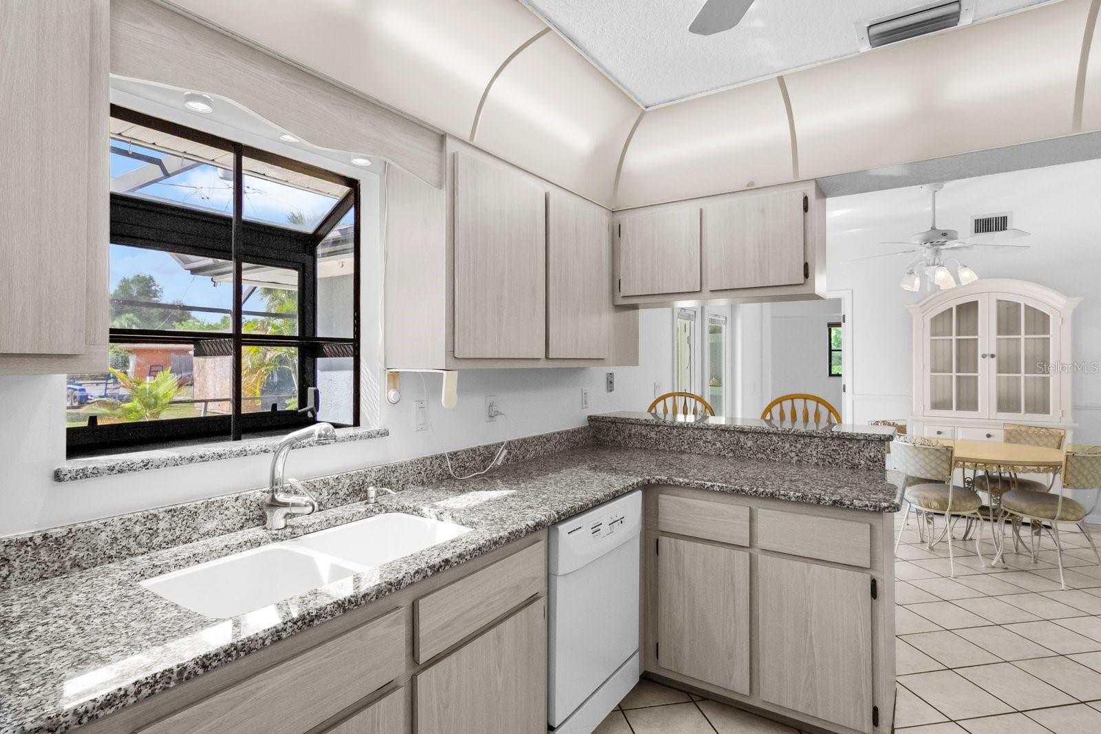 Image 21 of 31 For 2281 Barksdale Street