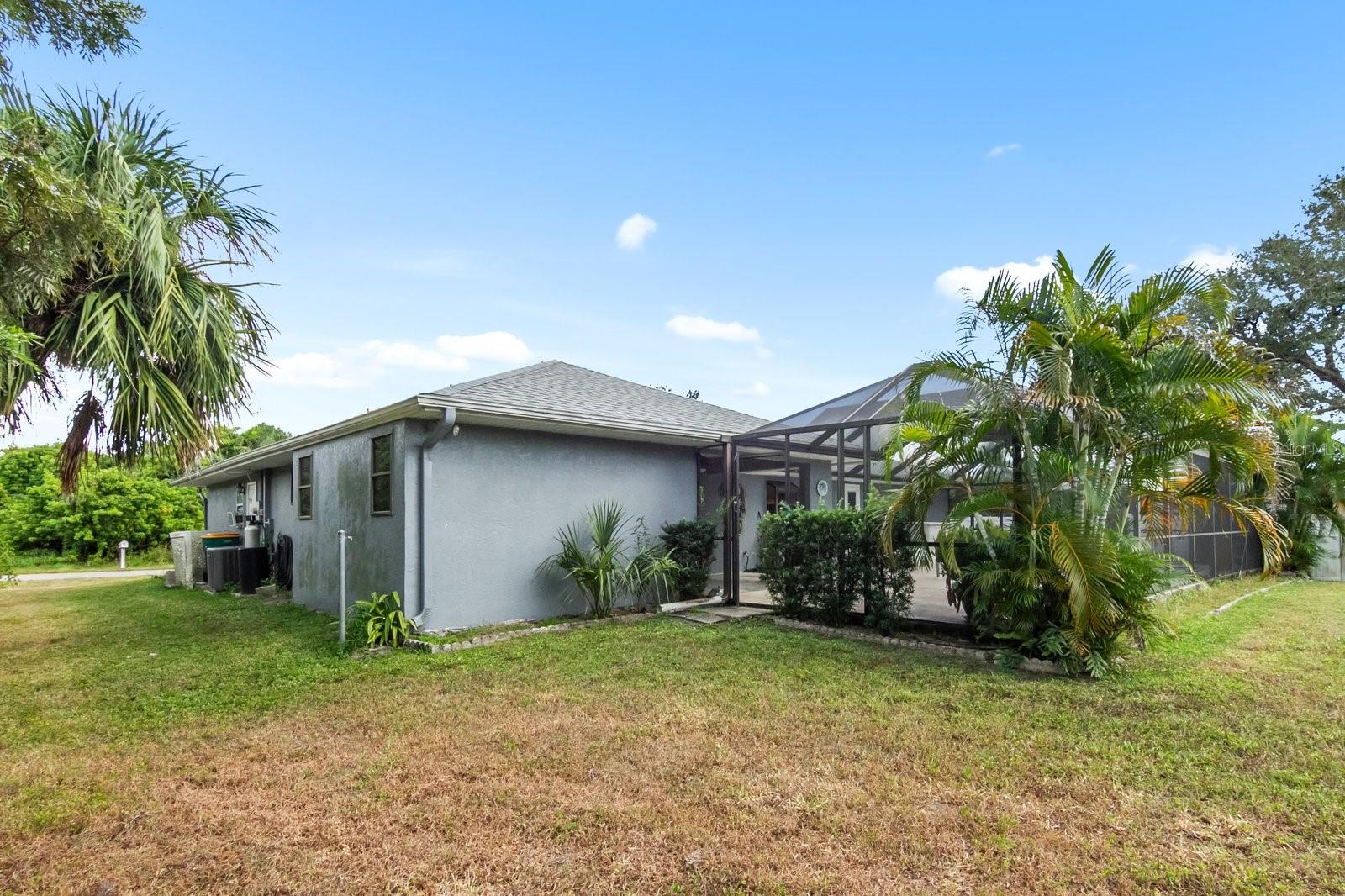 Image 7 of 31 For 2281 Barksdale Street