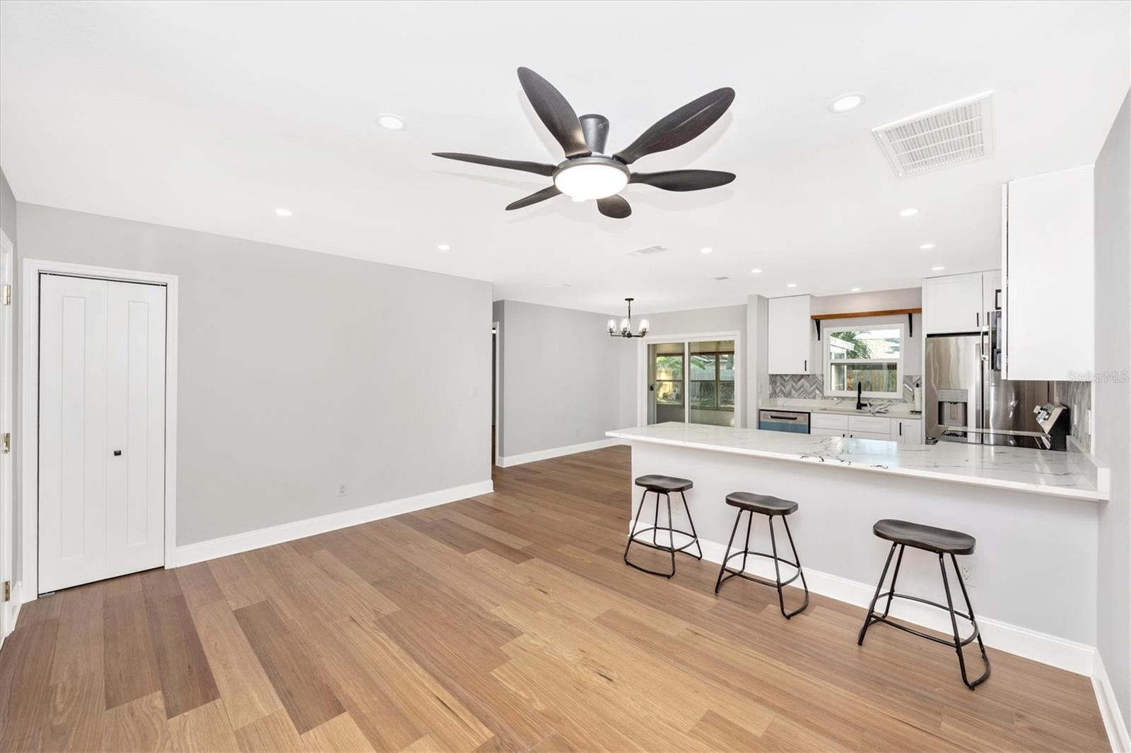 Image 13 of 58 For 7273 61st Avenue N