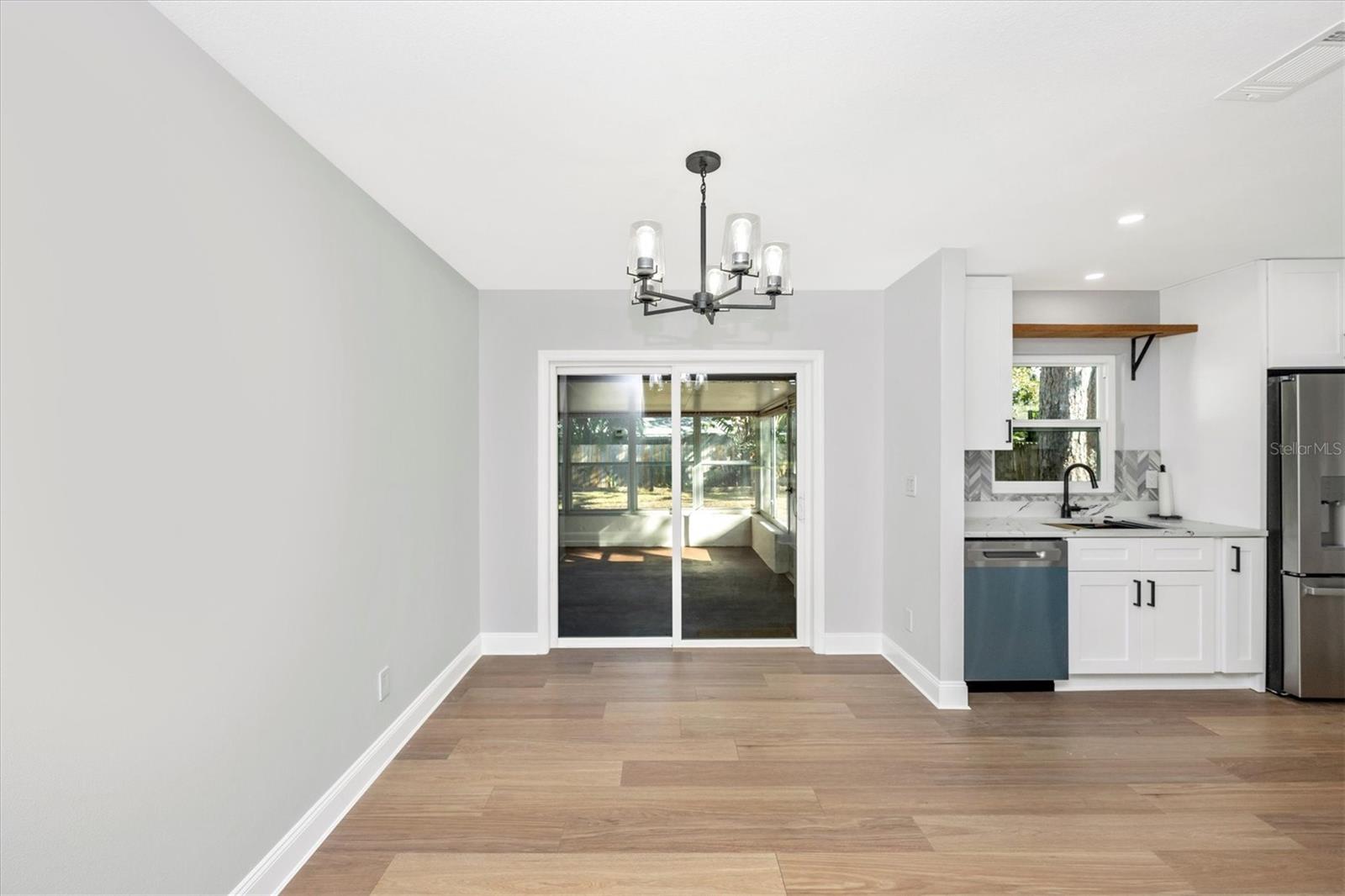 Image 16 of 58 For 7273 61st Avenue N