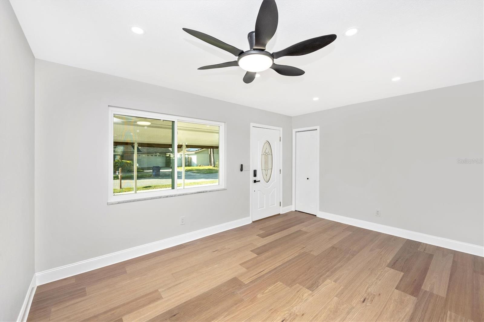 Image 19 of 58 For 7273 61st Avenue N