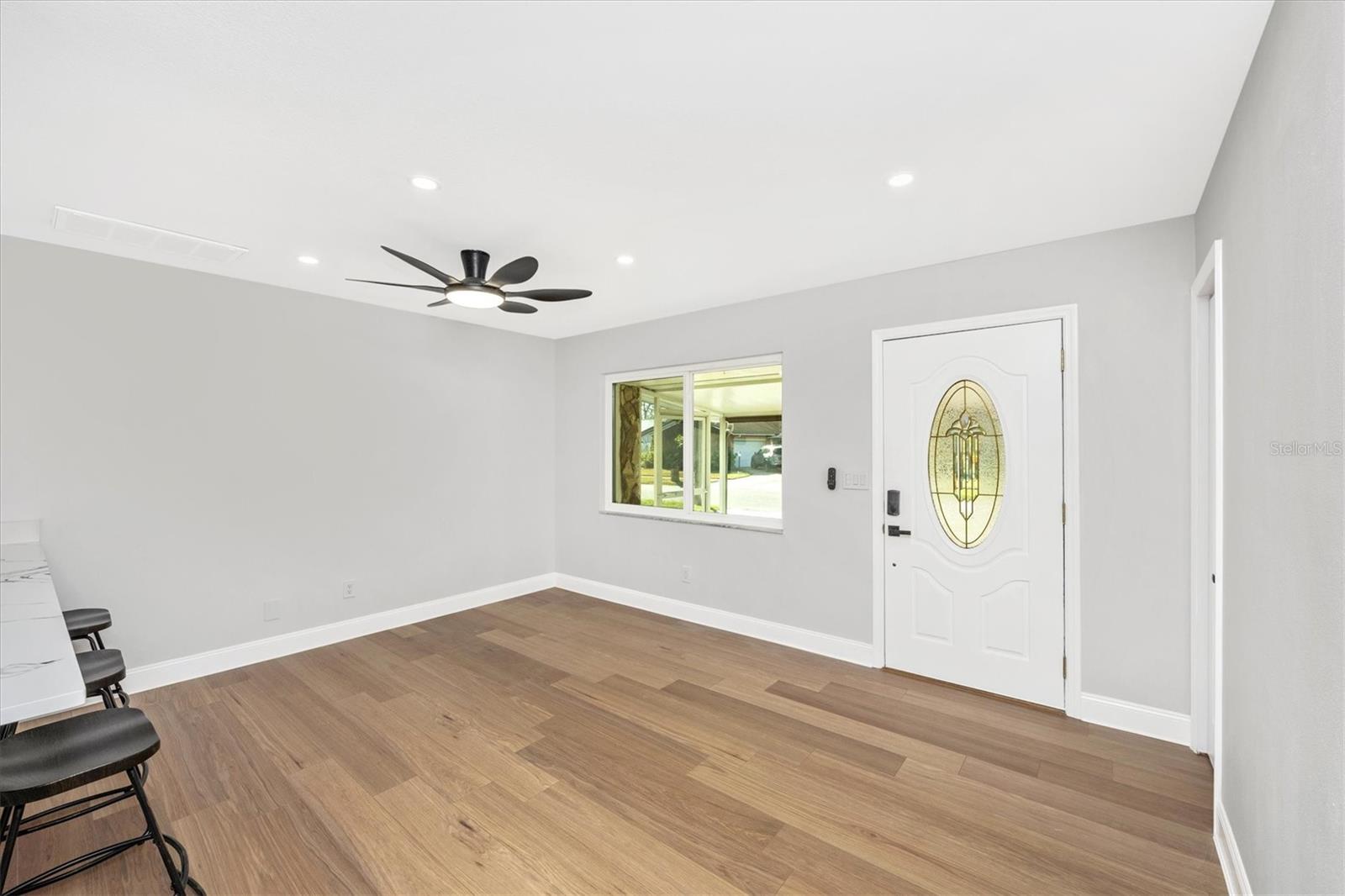 Image 20 of 58 For 7273 61st Avenue N