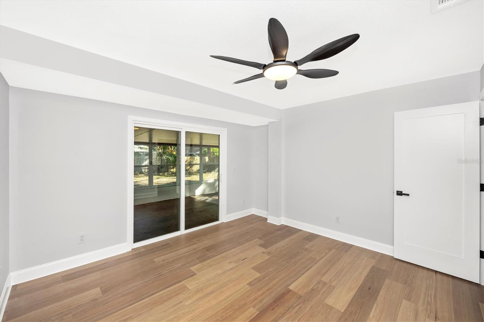 Image 25 of 58 For 7273 61st Avenue N